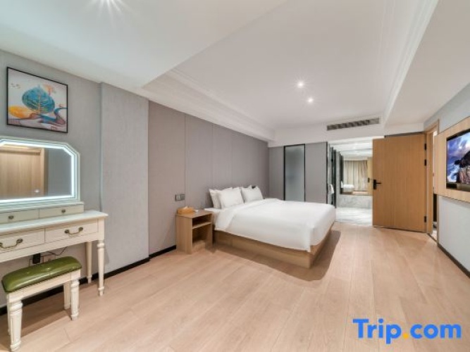 Deluxe Double Suite