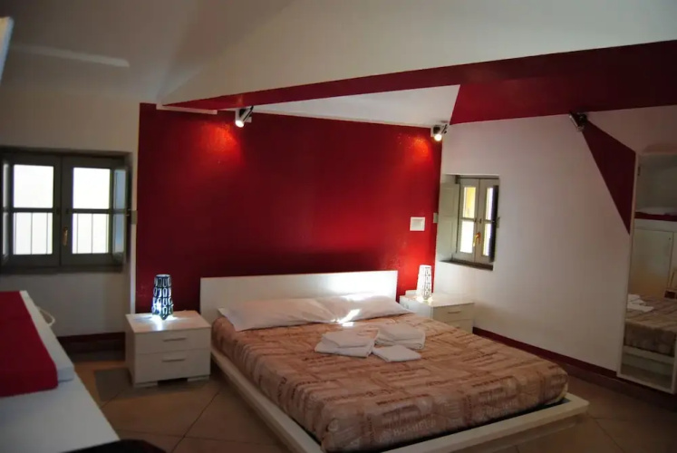 Suite Tower