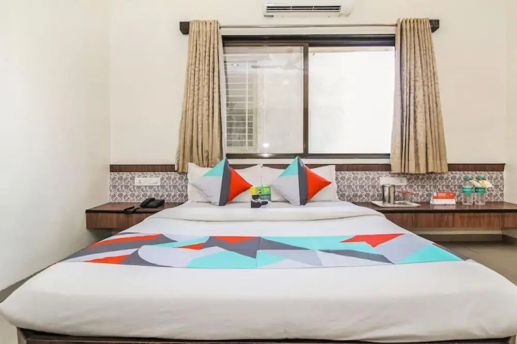 FabExpress Sai Grand Castle Inn