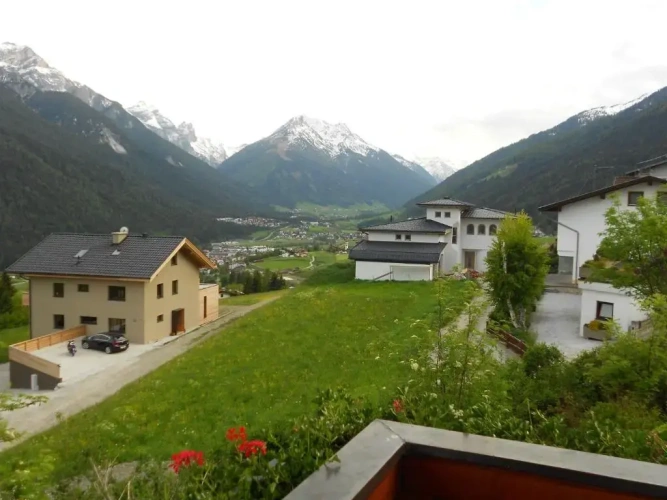 2 Bedrooms Apartment with balcony