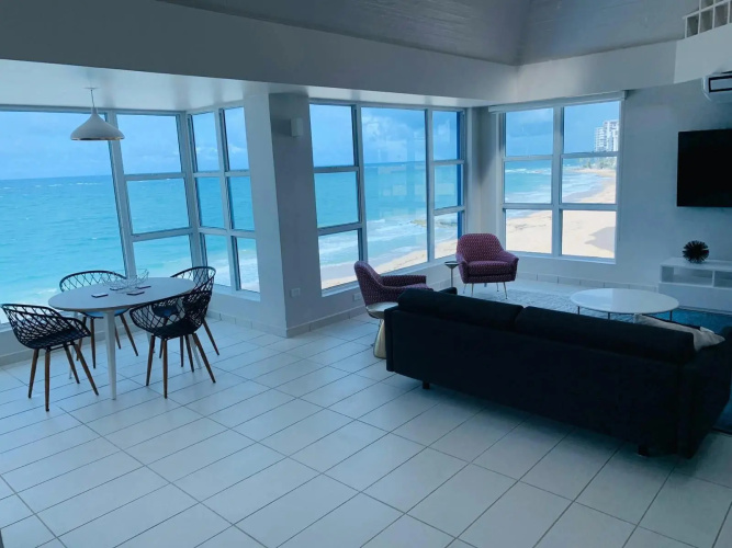 The Tryst Beachfront Hotel photo 9