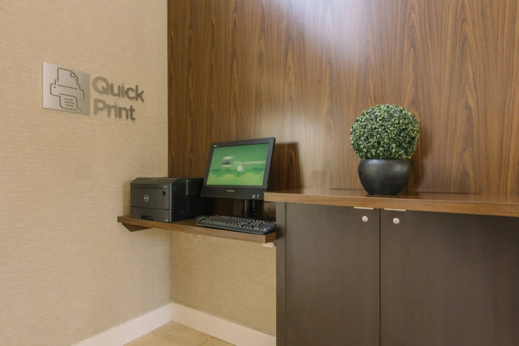 Courtyard by Marriott Nashua