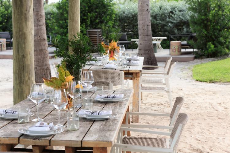 Kimpton Surfcomber Hotel photo 27