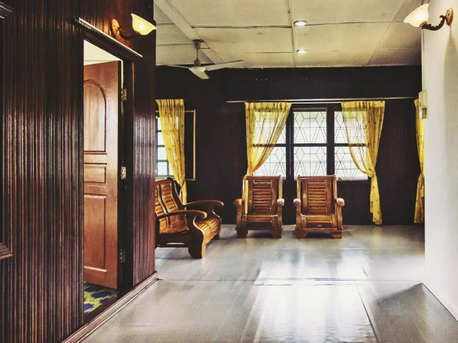 Sakura Tupong Guest House