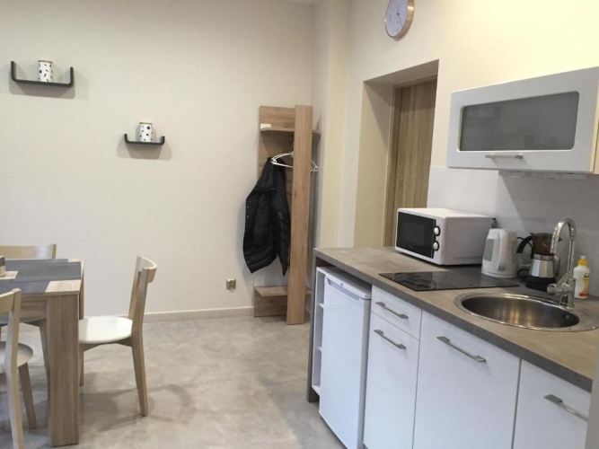 1 Bedroom Apartment