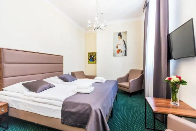 Classic Triple room
