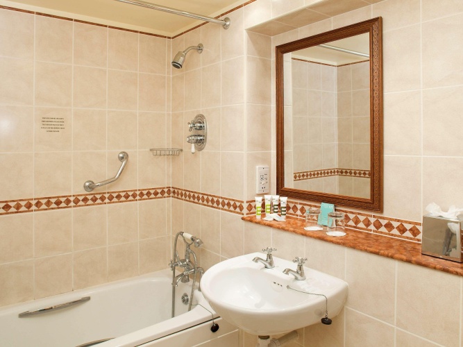 Mercure Winchester Wessex Hotel photo 10