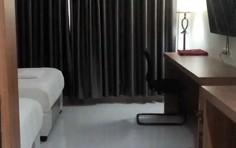 Amoda Hotel & Cafe