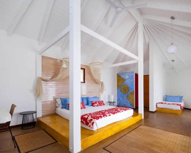 Standard Triple room with balcony
