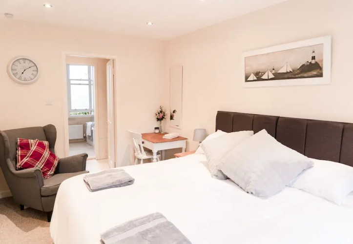 Room On The Brae