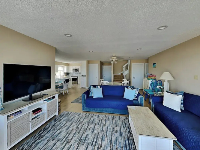 Beach Coma by Topsail Realty