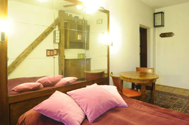 Hostel Deco