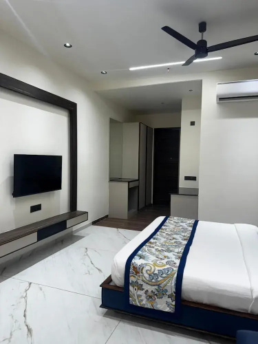 Lords Swastik Studio Kodinar