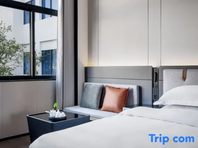 Standard Double room with garden view