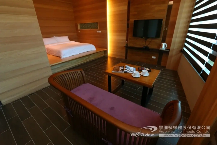 Quadruple Suite
