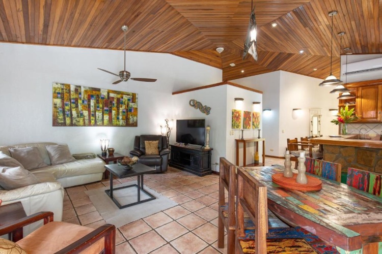 3 Bedrooms Cottage