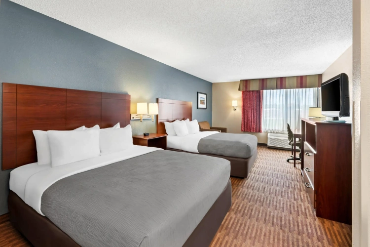 Standard Quadruple room