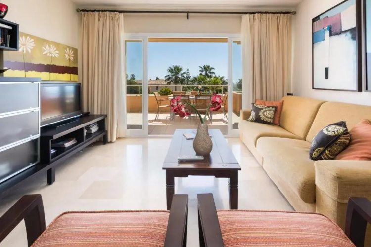 Malibu Mansions Condo С5 by Rafleys