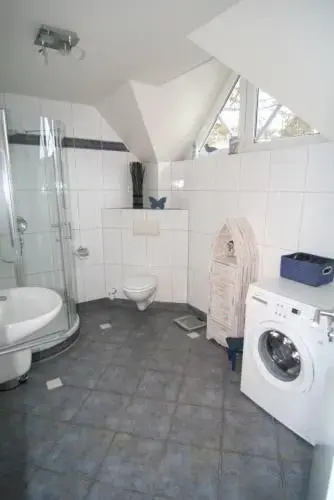 Ferienwohnung "Windflüchter", Gartenweg 5