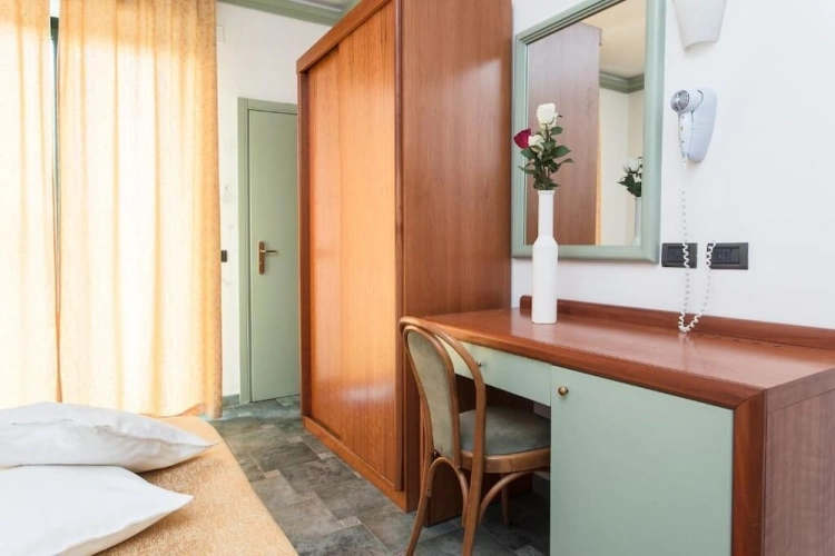 Comfort Double room with balcony and with city view