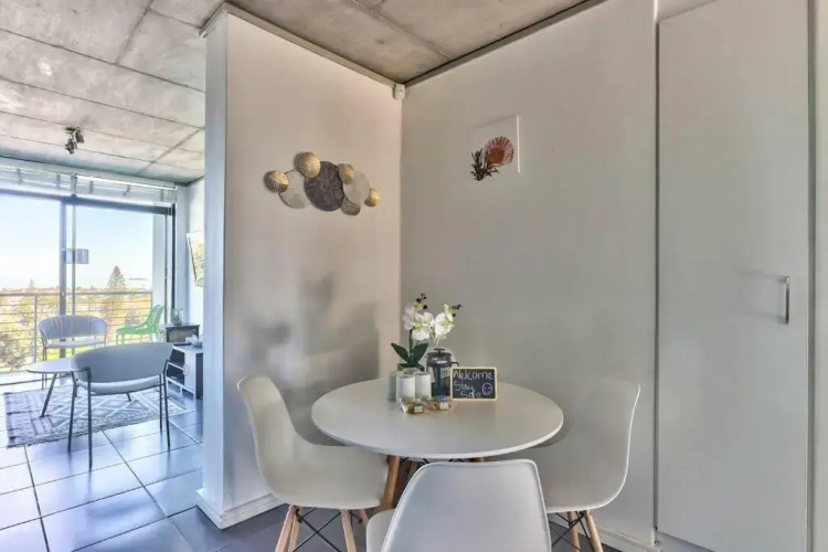 2 Bedroom Secure Pool Strong Wifi