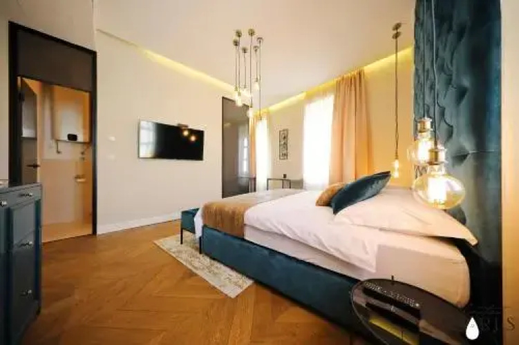Dalmatian Pearls Deluxe Rooms