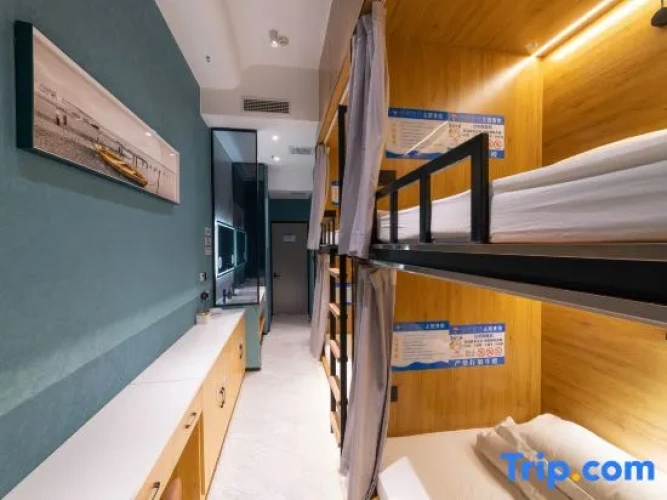 Bed in Dorm (male dorm)