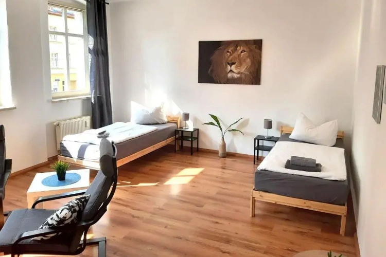 2 Bedrooms Apartment