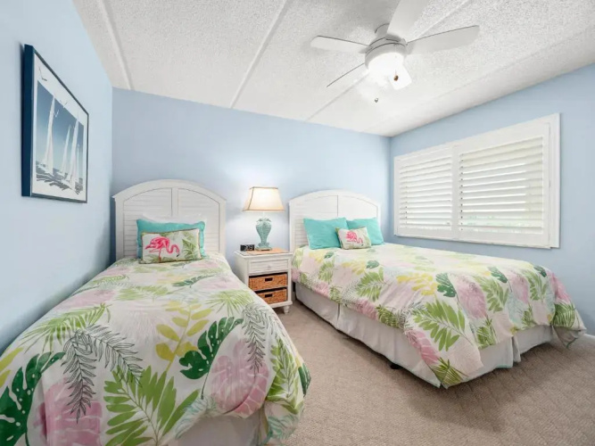 Windjammer 210, 2 Bedrooms, Sleeps 6, Ocean Front, Pool, Elevator