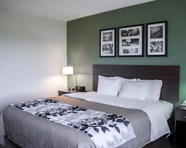 Sleep Inn & Suites
