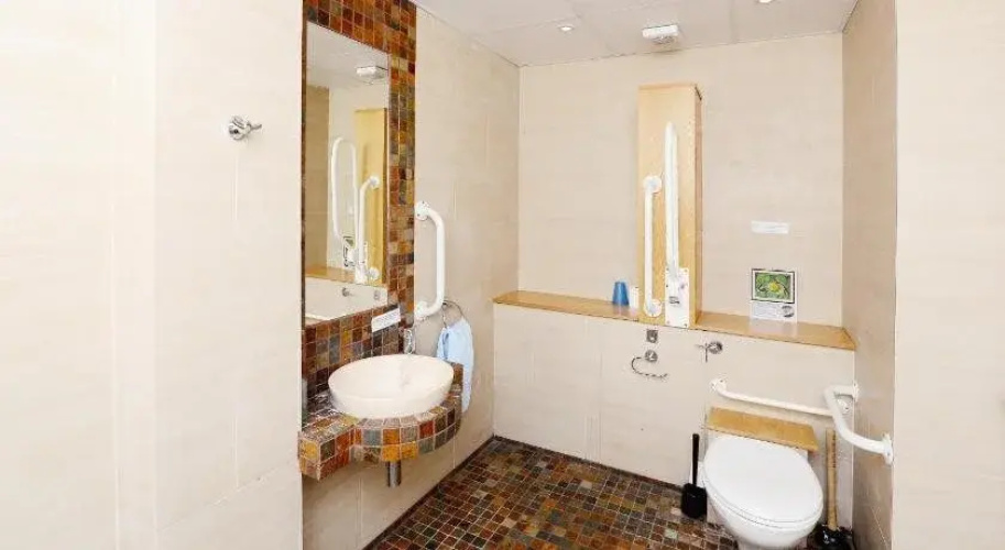 Pax Lodge Hostel