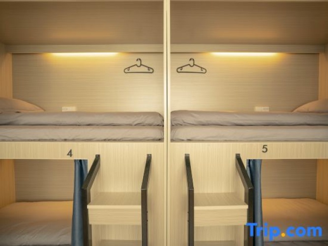 Bed in Dorm (female dorm)