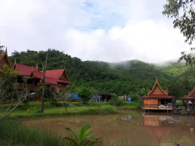 Lomrak Resort