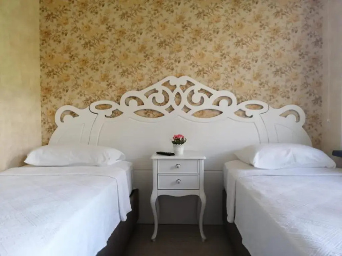 Esmeralda Guest House