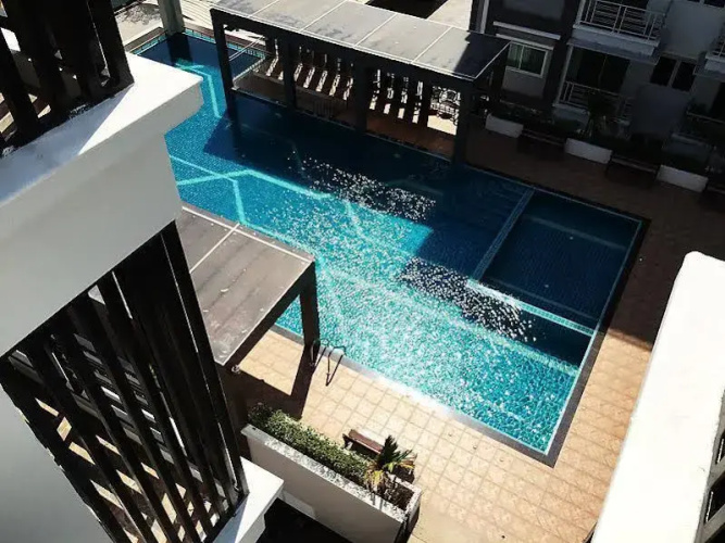 The Contrast Condo