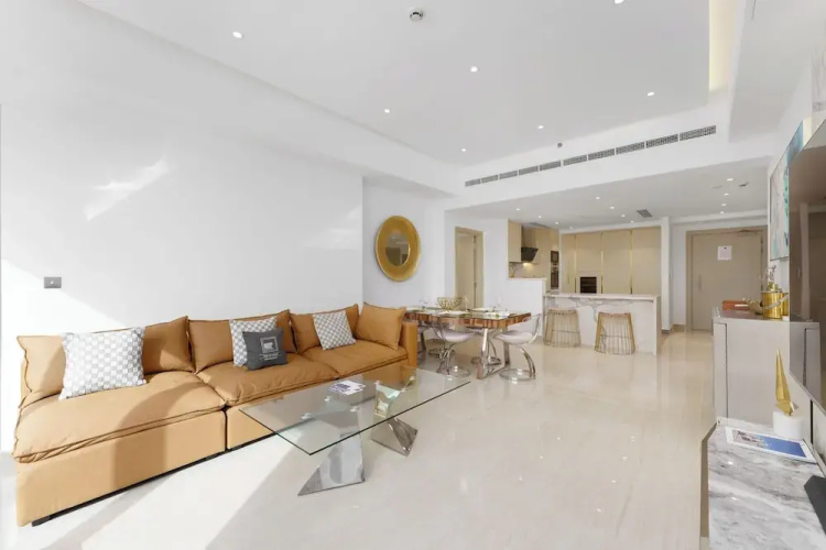 Maison Privee - High-End Palm Apt w/ Picturesque Seafront Views