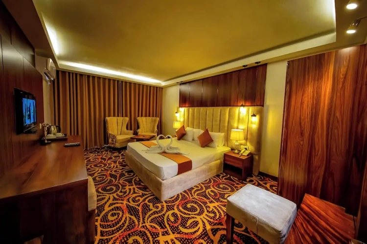 Deluxe Double room with balcony and with lake view