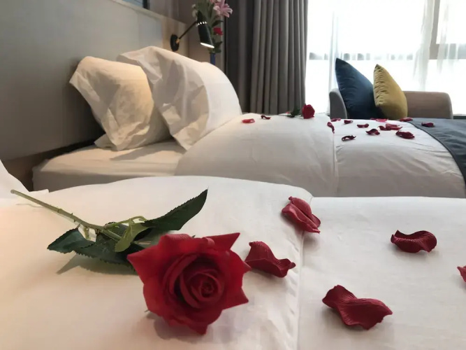 Zhenshang Hotel