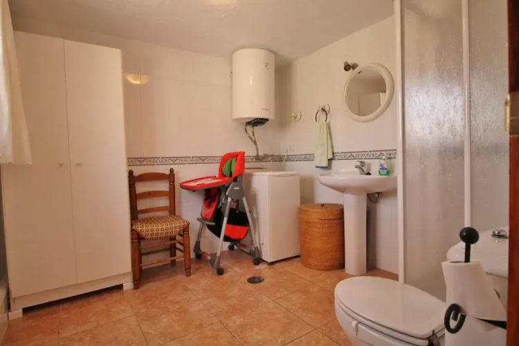 1038 Villa Cruz