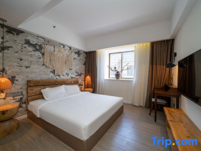 4 Bedrooms Single Suite