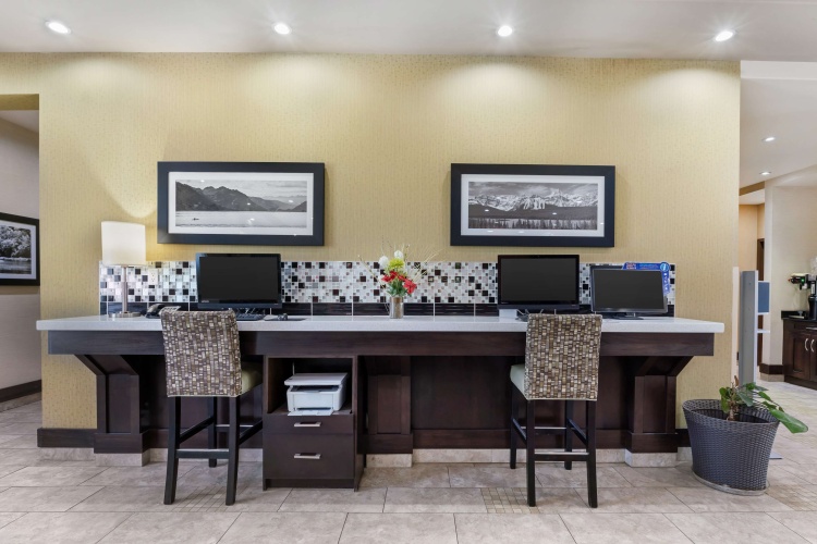 Best Western Pacific Inn photo 14