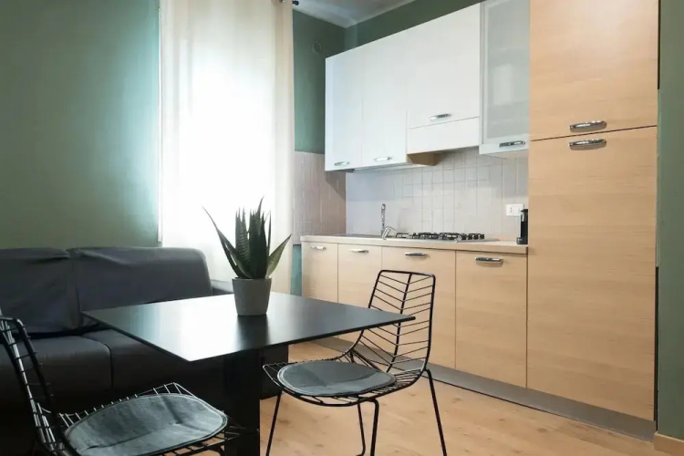 M32 Home