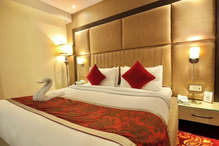 Premium Double Suite with city view