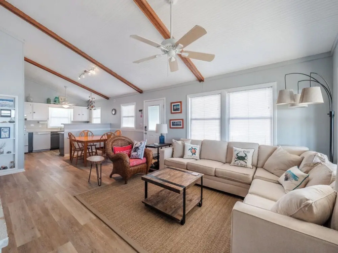 Blue Crab by Topsail Realty