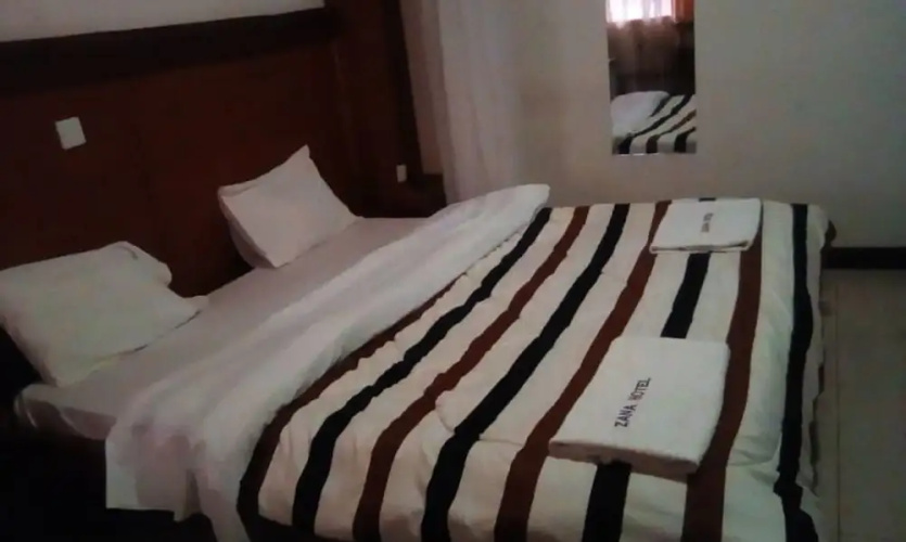 Zama Hotel
