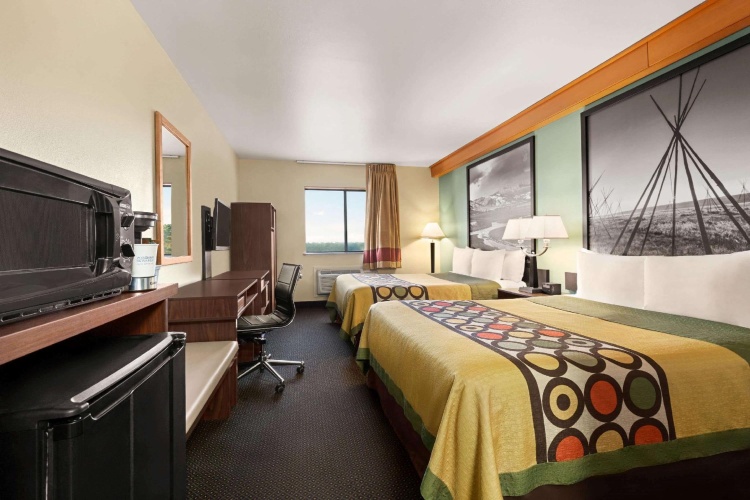 Standard Quadruple room