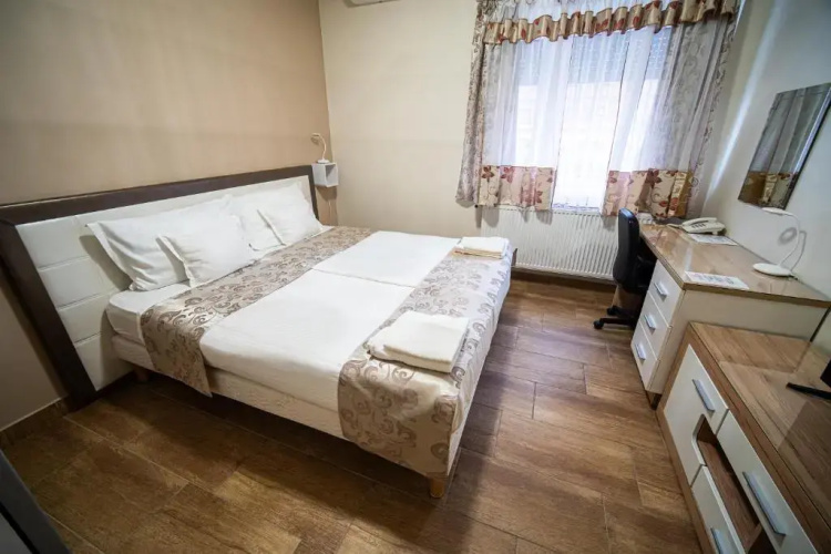 Hotel Napsugár