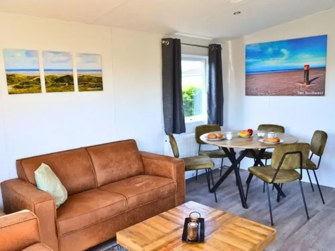 Beautiful Chalet Between Golf Course and Beach