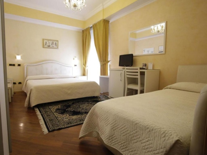 Triple room