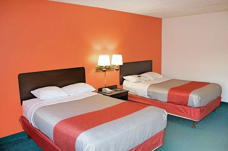 Express Inn New Stanton
